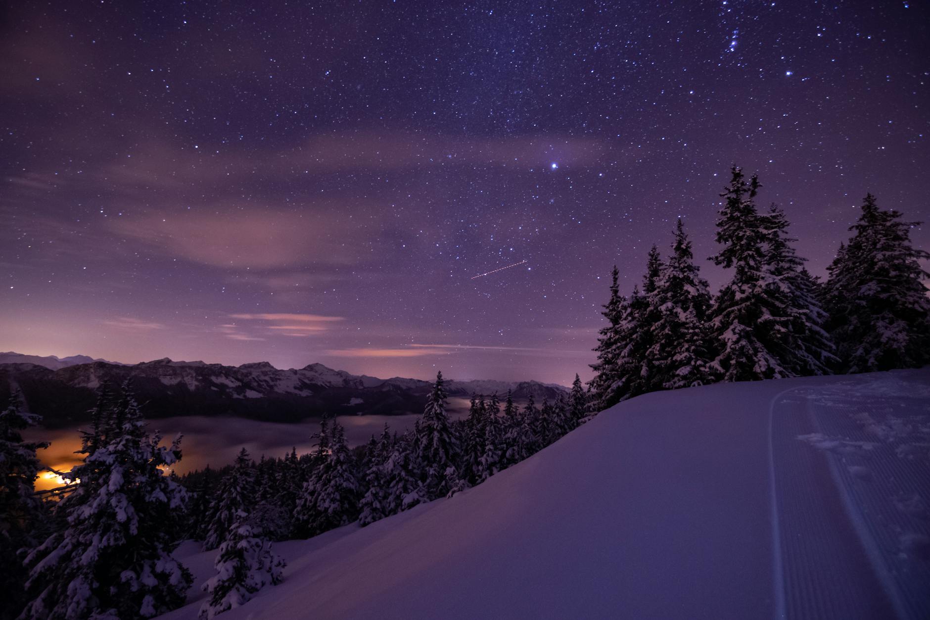 Night Skiing in the Alps: Top 2026 After-Dark Spots