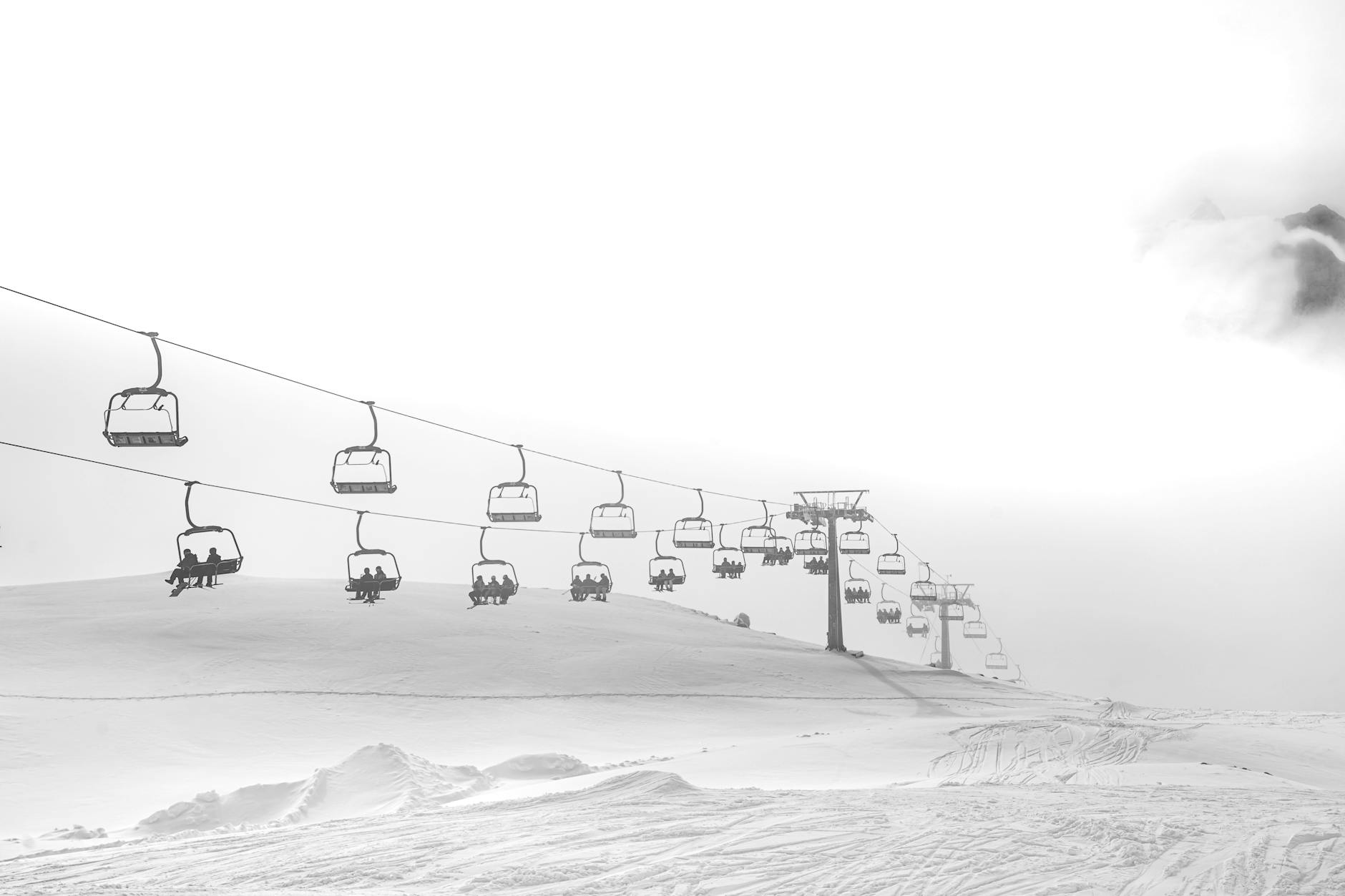 Geneva to Ski Resorts: Transfer Times Guide