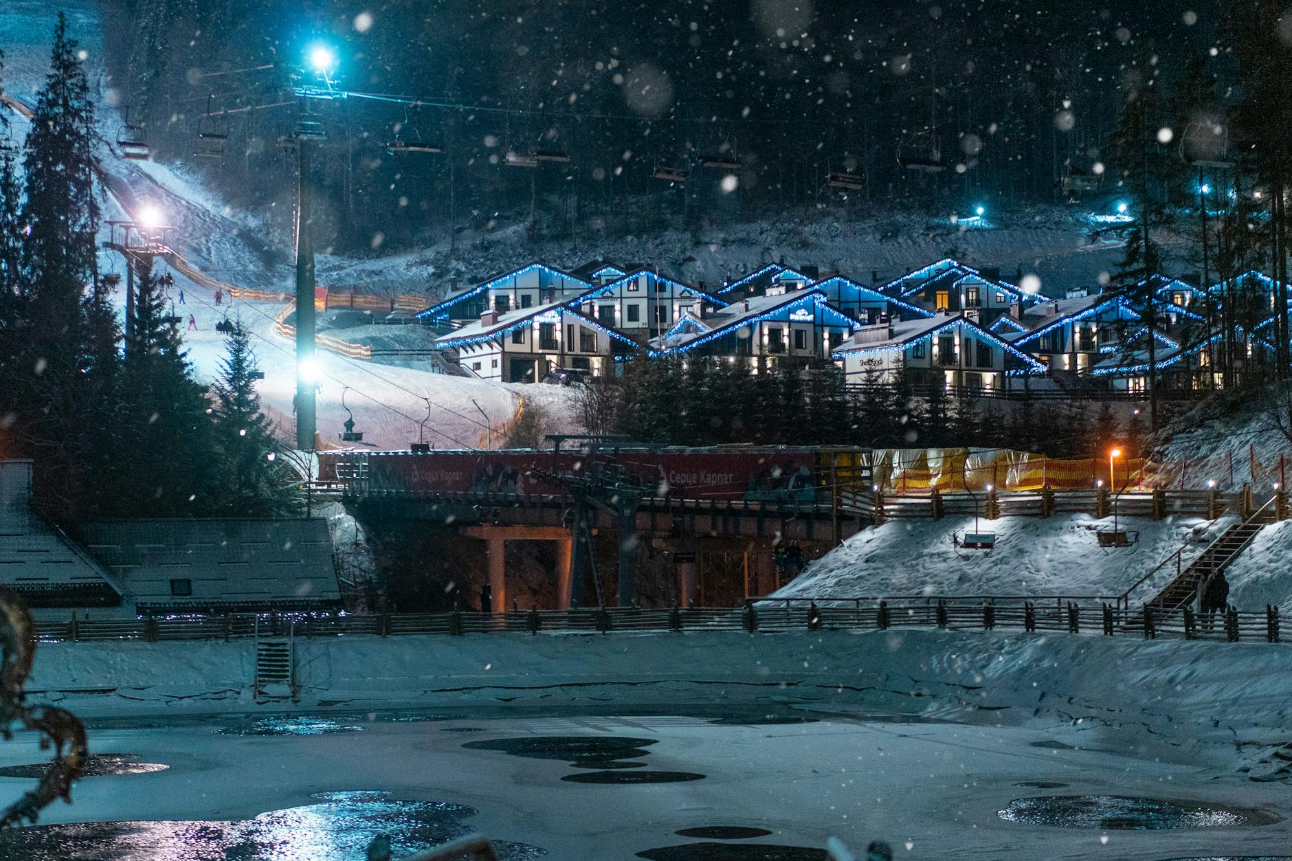 7 Charming French Alps Villages for a Ski-Free Winter