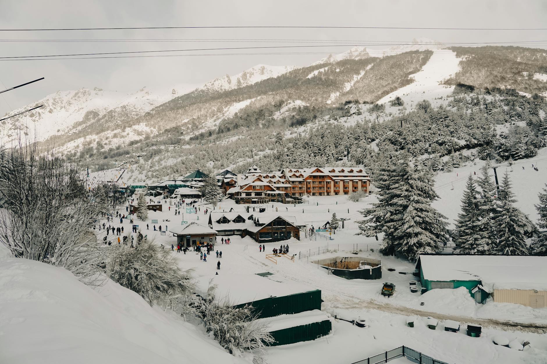 Top Adaptive Ski Resorts for Accessible Winter Travel