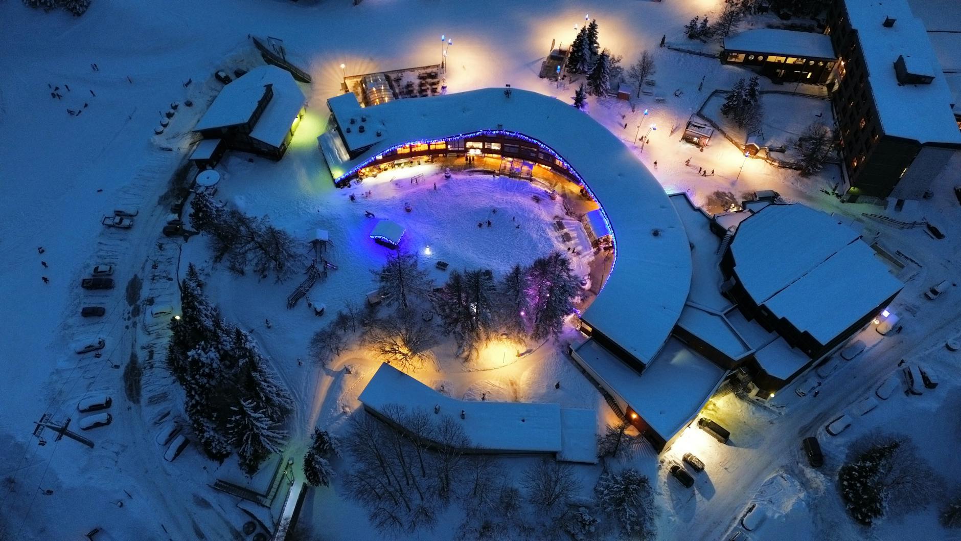 Family Skiing with Flexible Childcare in 3 Valleys