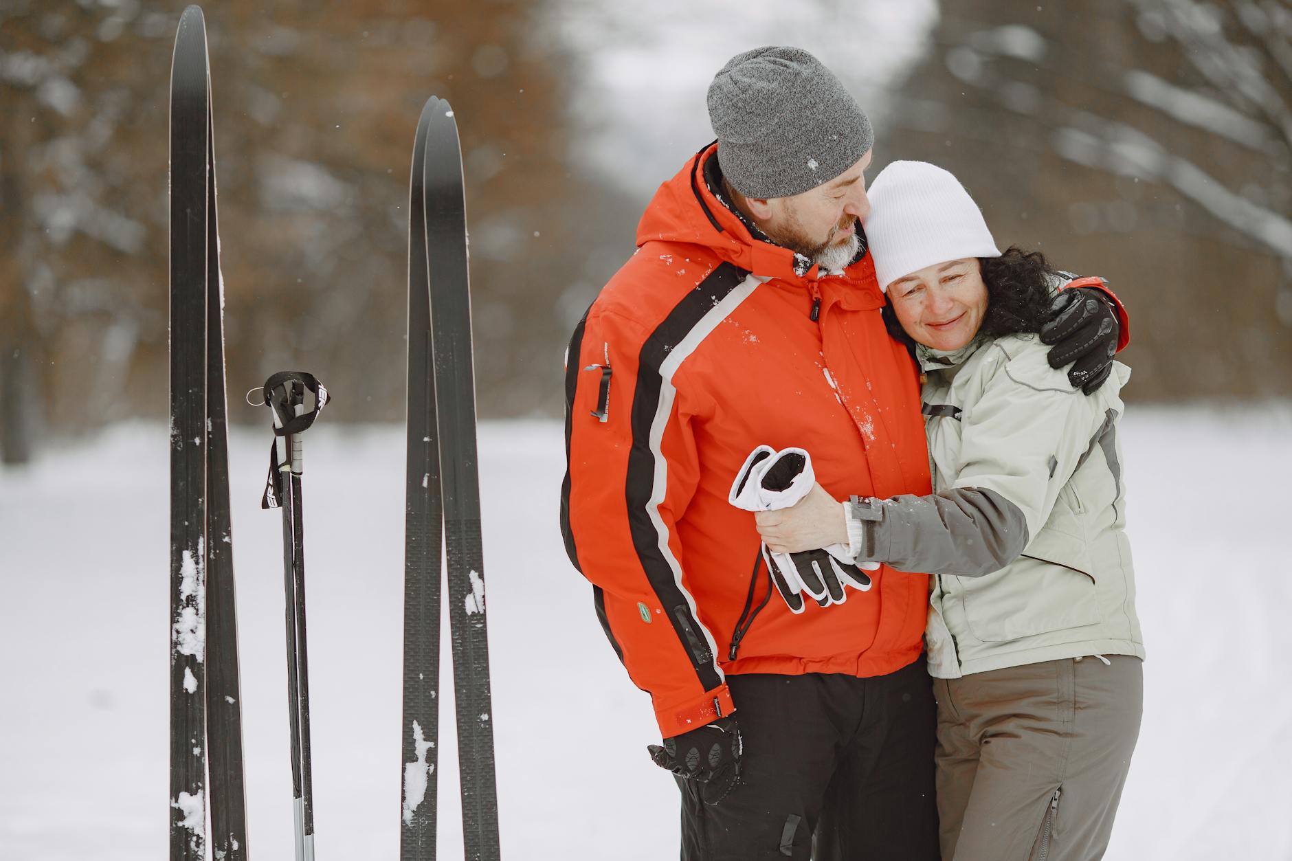 Get Cheap Ski Gear for Your Next Holiday - Deals, Rentals & Tips