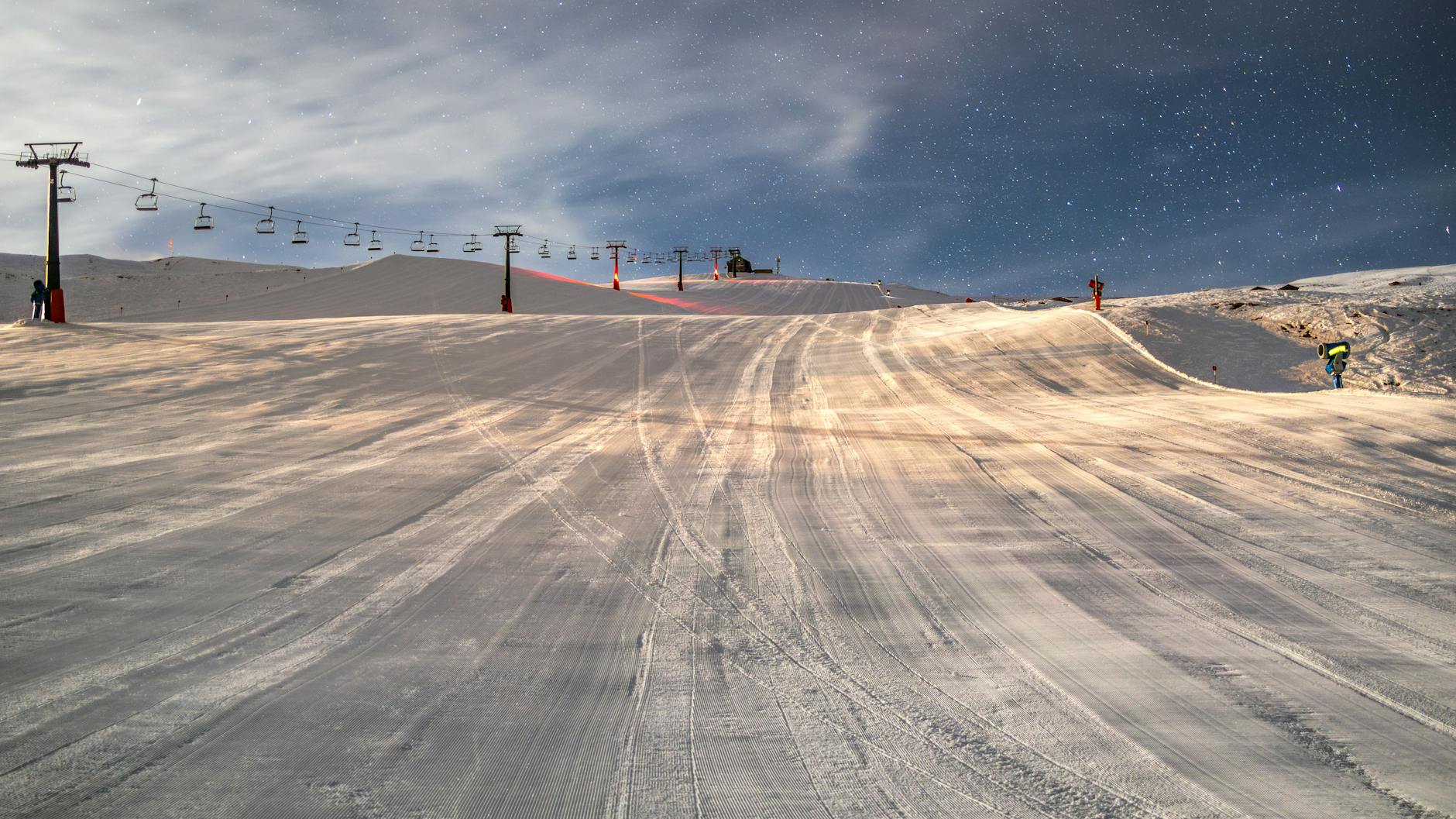New Snowfall Replenishes Slopes Across the Alps and Pyrenees