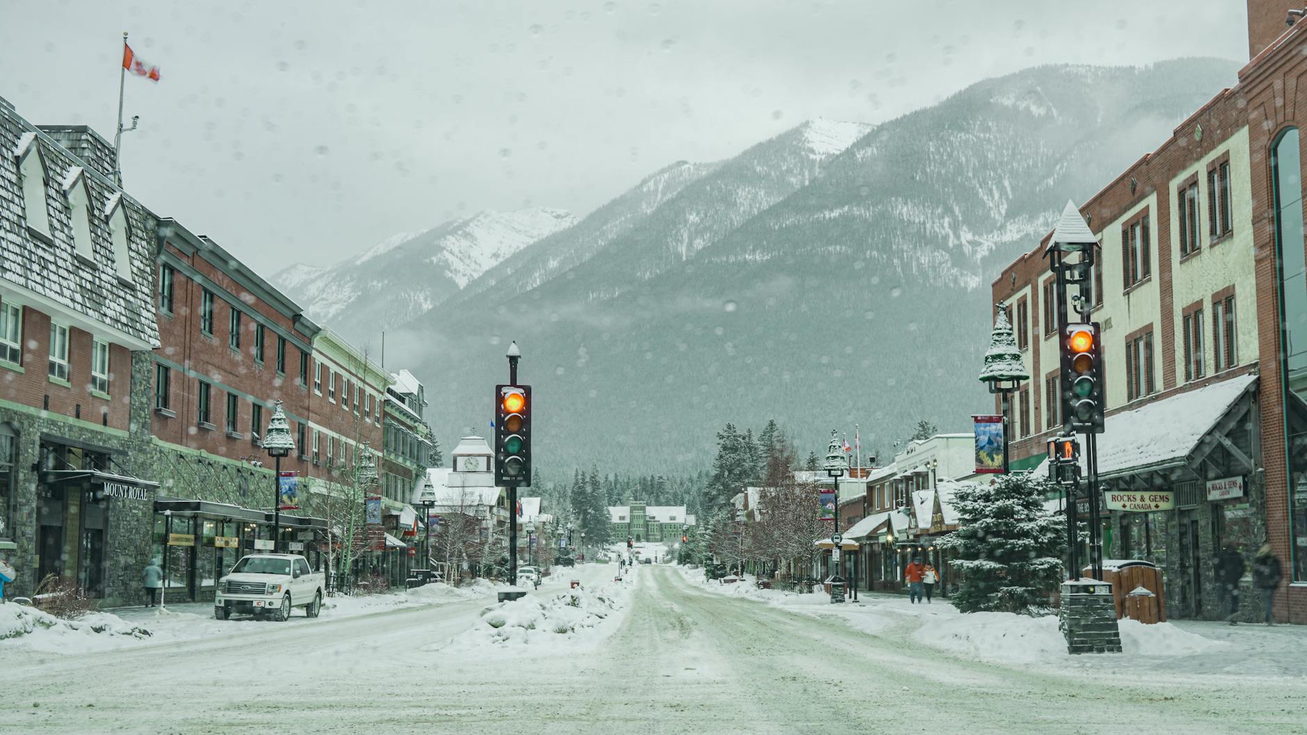 Places to Visit in Canada Winter