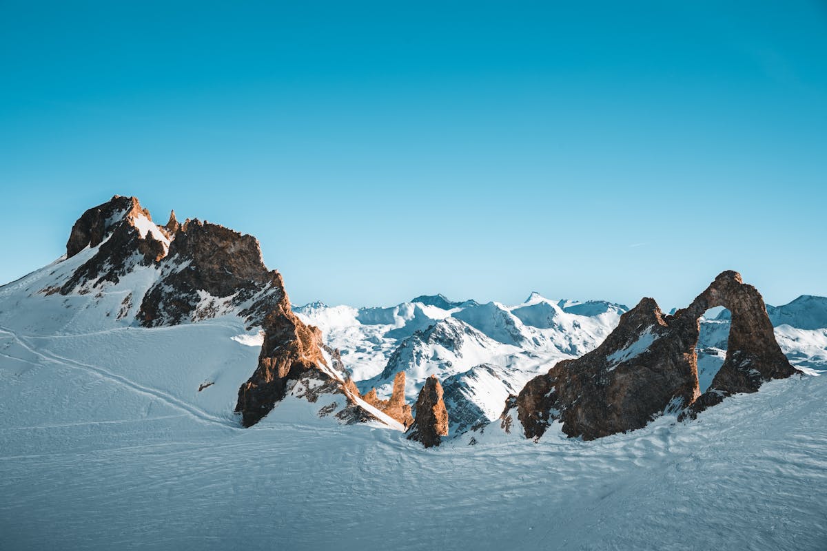 Val d'Isère vs Courchevel 2026: Expert Skier's Guide