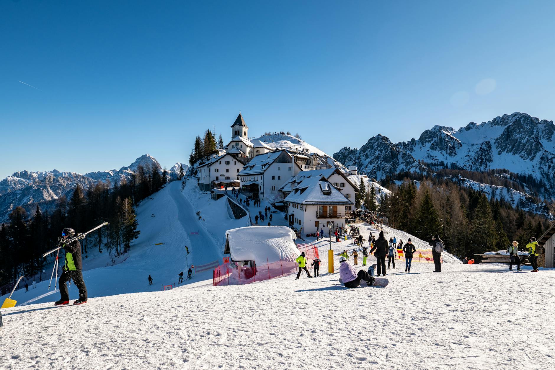 Where Can Kids Ski for Free in 2324 - Best Free Deals and Tips